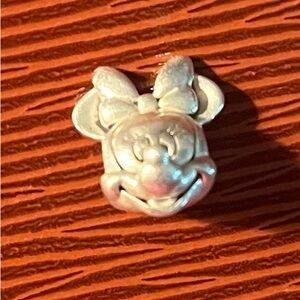 Pandora Minnie Mouse head